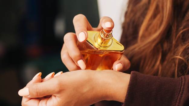 RMF Extra: Perfumy arabskie podbijają Polskę. Dlaczego wszyscy o nich mówią?