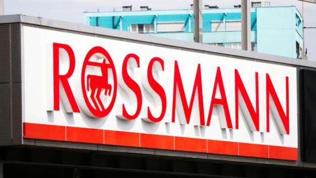 RMF Extra: Rossmann poszedł na całość. Uwielbiane perfumy za bezcen