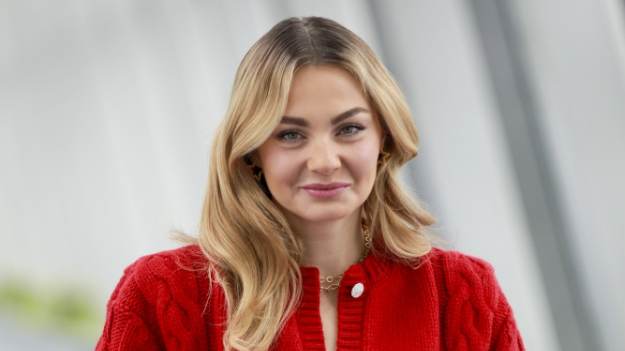 RMF Extra: Małgorzata Socha w zmysłowym wydaniu. Aktorka odsłoniła ciało, pozując do nowych zdjęć. "Petarda"