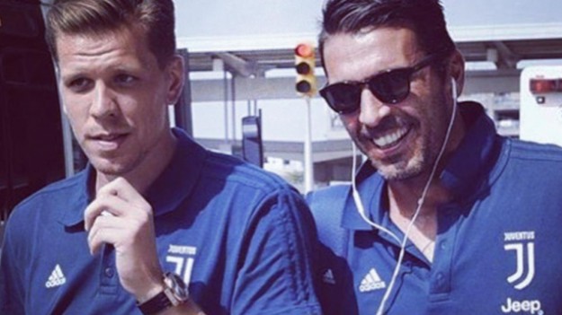 RMF Extra: Wojciech Szczęsny śpiewa hit Justina Biebera. Ma talent?