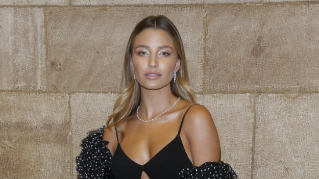 RMF Extra: Julia Wieniawa pokazała niemal wszystko?! Skąpe bikini niewiele zasłania [ZDJĘCIE]