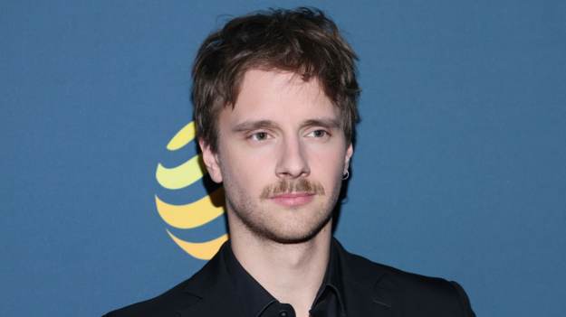 RMF Extra: Maciej Musiał wysprząta ci dom! Nietypowa oferta aktora na WOŚP bije rekordy popularności