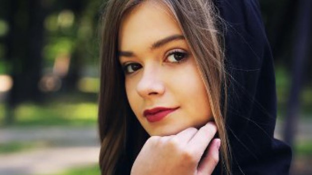 RMF Extra: Julia Wróblewska dopomina się życzeń od fanów? Skończyła 19 lat