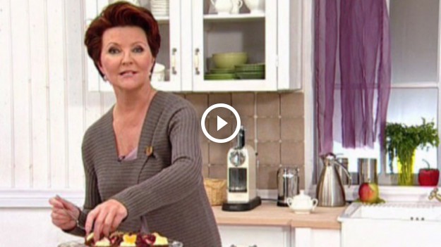 RMF Extra: Nauczyła polski naród jeść bezy. Dziś urodziny Jolanty Kwaśniewskiej!