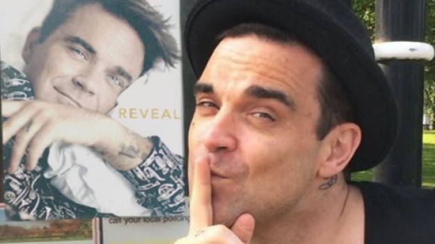 RMF Extra: Robbie Williams ponownie został ojcem! Fani totalnie zaskoczeni!