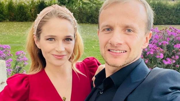 RMF Extra: Marta Paszkin z "Rolnik szuka żony" zdradziła, dokąd udają się z Pawłem w podróż poślubną. Nie lecą sami! 