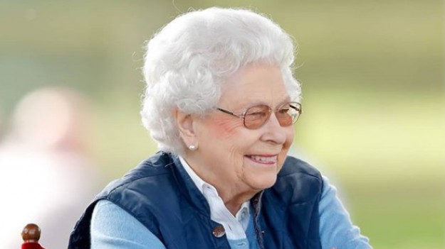 RMF Extra: Królowa Elżbieta kolejny raz została prababcią!