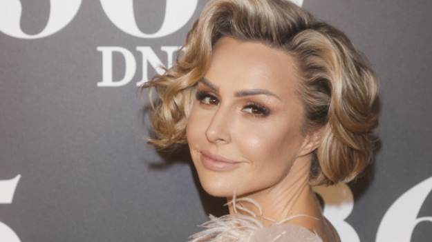 RMF Extra: Blanka Lipinska pluska się w basenowej wodzie. Autorka powieści podbija sieć! [FOTO]