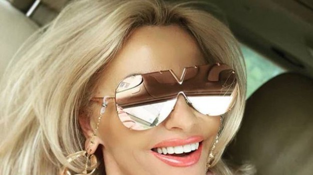 RMF Extra: Szalona Dagmara Kaźmierska przemieszcza się w sklepowym wózku. Nie wszystkim się to spodobało...