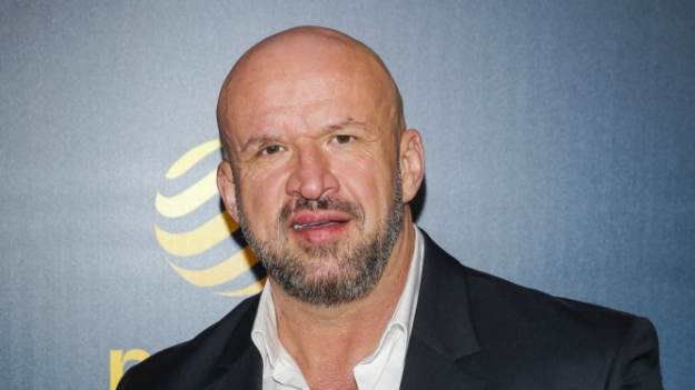 RMF Extra: Tomasz Oświeciński chwali się efektami operacji plastycznej. Tak zmieniła się jego twarz [FOTO]