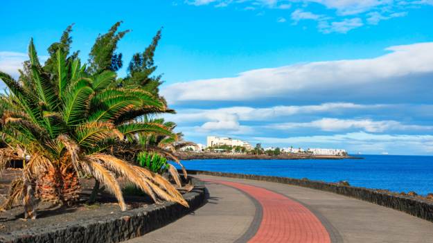 RMF Extra: Idealna wyspa na wakacje w maju. Najdłuższa promenada w Europie i 24 stopnie!