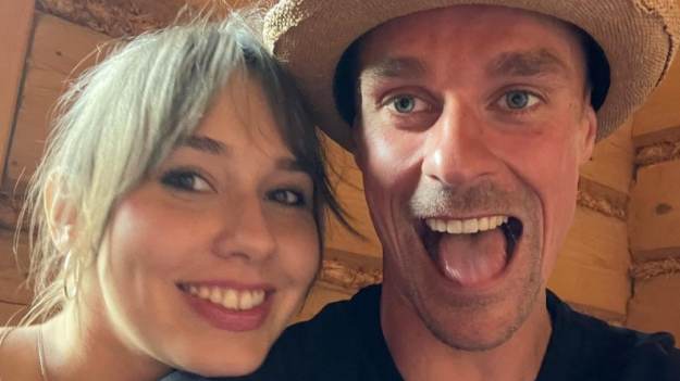 RMF Extra: Piotr Żyła i Marcelina Ziętek romantycznie. Ukochana skoczka pochwaliła się zdjęciami z wesela! [FOTO]