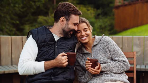 RMF Extra: Po tym poznasz, że mężczyzna naprawdę kocha. Tych 3 rzeczy nigdy nie zrobi