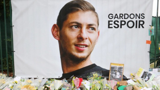 RMF Extra: Emiliano Sala nie żyje. Ciało piłkarza wydobyto z wraku awionetki