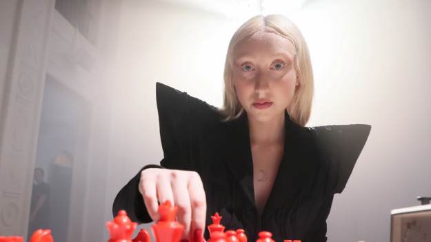 RMF Extra: Luna prezentuje swoją piosenkę na Eurowizję. To jednak ona będzie reprezentować Polskę? [WIDEO]