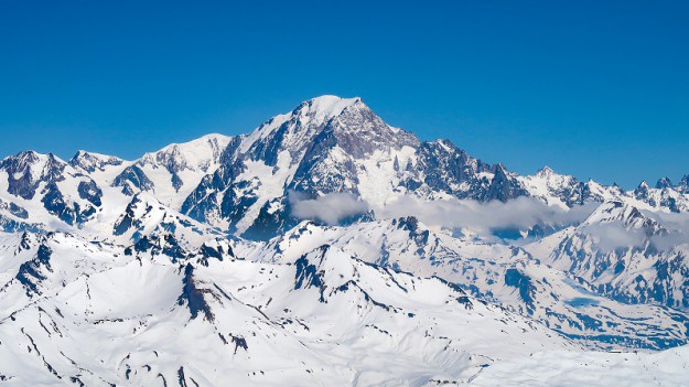 RMF Extra: Mont Blanc. Góra zmniejszyła się o niemal metr? Zaskakujące doniesienia badaczy