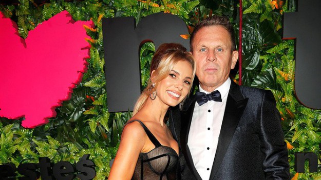 RMF Extra: Izabela Janachowska pochwaliła się brzuszkiem! 