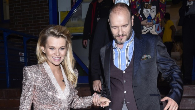 RMF Extra: Emilia Komarnicka pokazała, jak ukrywała brzuszek w 5. miesiącu ciąży. "Zjawiskowo"! [FOTO]