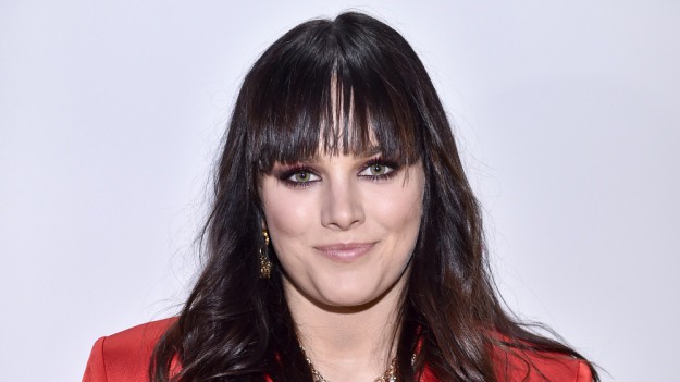 RMF Extra: Ewa Farna zaskoczyła gigantyczną metamorfozą! Wokalistka zachwyciła w Uniejowie