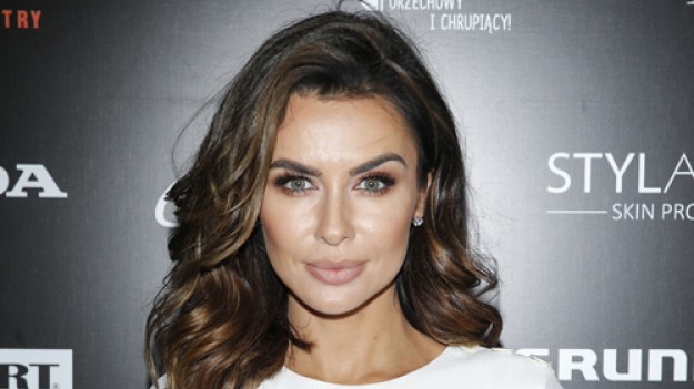 RMF Extra: Natalia Siwiec pokazała się w marynarce z Zary. Jej cena jest przystępna dla większości kobiet