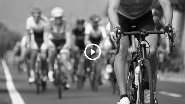 RMF Extra: Tragedia na wyścigu kolarskim. Dyrektor grupy został śmiertelnie potrącony [WIDEO]