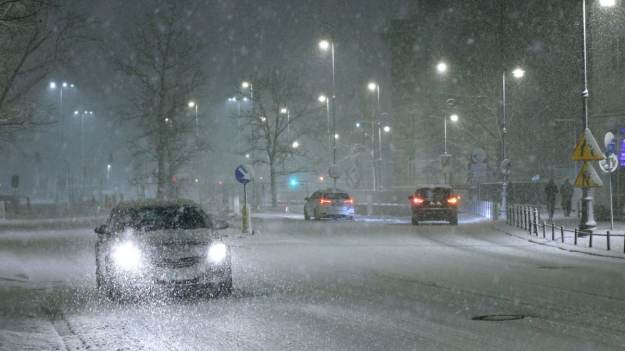 RMF Extra: Ku przestrodze. Samochód nie wyhamował i wykonał piruet