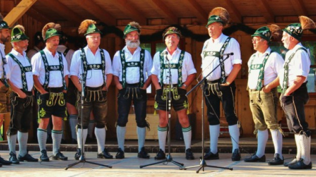 RMF Extra: Dyplom z jodłowania? Uniwersytet w szwajcarskiej Lucernie oferuje studia z artystycznych form alpejskich!