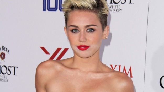 RMF Extra: Miley Cyrus komentuje powody rozstania z Liamem Hemsworthem. Wokalistka opublikowała szczery komentarz