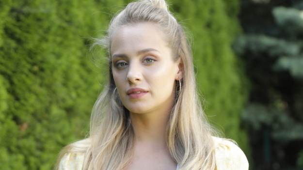 RMF Extra: Wiktoria Gąsiewska zalewa się łzami. Aktorka pisze o miłości