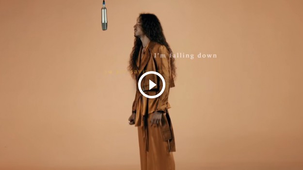 RMF Extra: Michał Szpak "Rainbow". Nowy singiel już w sieci! [WIDEO]