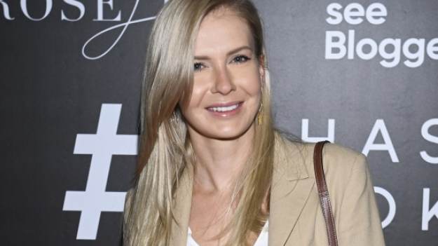 RMF Extra: Edyta Pazura o kulach. Fani: "Szybkiego powrotu do zdrowia". Co się stało? [FOTO]