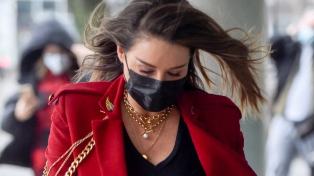 RMF Extra: Małgorzata Rozenek-Majdan w pikantnych scenach z mężczyzną. Nie jest nim Radosław!