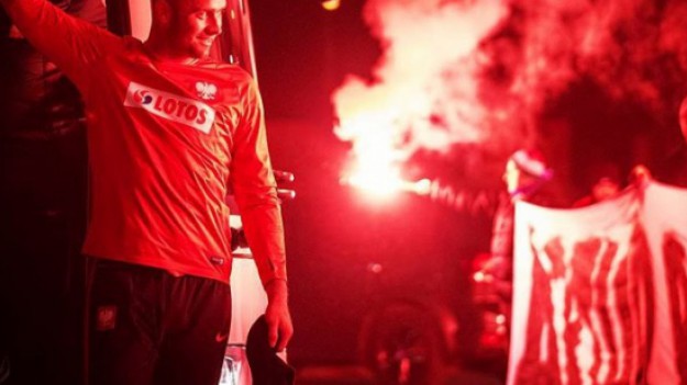 RMF Extra: Kibice Legii zatrzymali autokar reprezentacji Polski. "Popłakaliśmy się wszyscy"