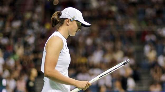 RMF Extra: Iga Świątek nie zagra w półfinale WTA. Polka skreczowała w trzecim secie