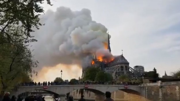 RMF Extra: Płonie katedra Notre Dame w Paryżu