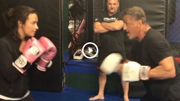 RMF Extra: Sylvester Stallone znokautowany przez Demi Lovato!