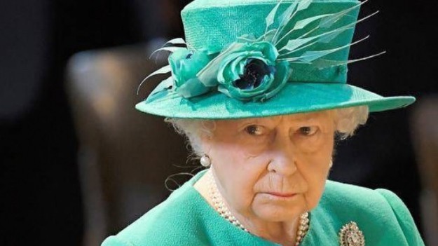 RMF Extra: Śmierć Elżbiety II: Brytyjczycy "ćwiczą" żałobę po odejściu królowej