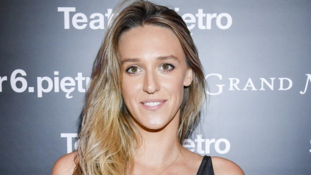 RMF Extra: Ola Żebrowska w bieliźnie. Ciążowy brzuch żony aktora jest już naprawdę spory!