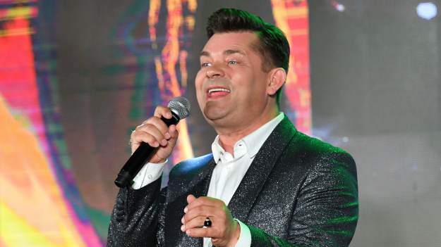 RMF Extra: Król disco-polo znowu zachwyca. Zenek Martyniuk w nowym teledysku! [WIDEO]