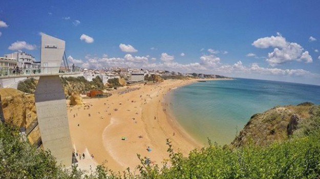 RMF Extra: Tragiczny finał urlopu: Zginęli robiąc sobie selfie