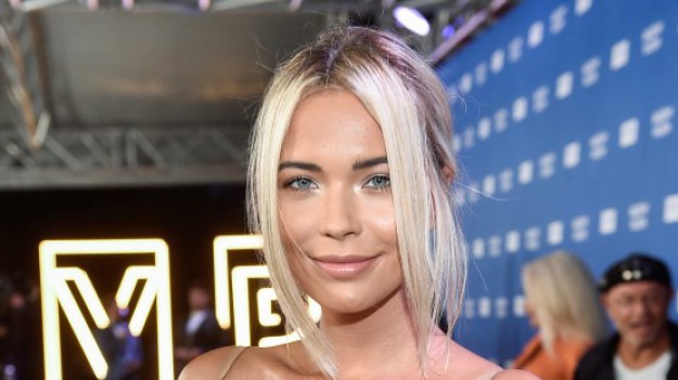 RMF Extra: Sandra Kubicka ma koronawirusa. Modelka opowiedziała, jak się czuje