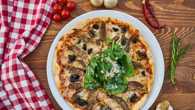 RMF Extra: Dożywotnia pizza za jeden tatuaż?