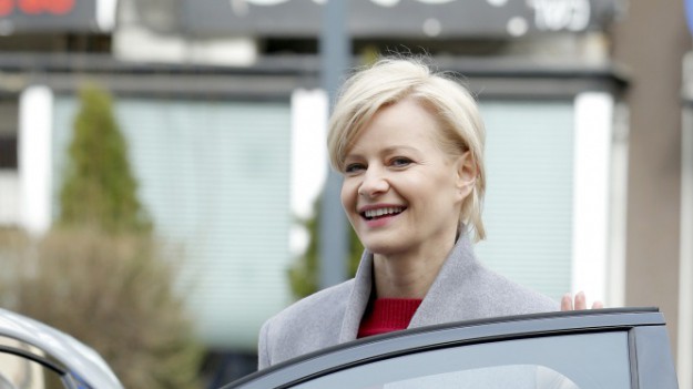 RMF Extra: Małgorzata Kożuchowska w zielonych włosach! Gwiazda podczas kwarantanny zaszalała z fryzurą