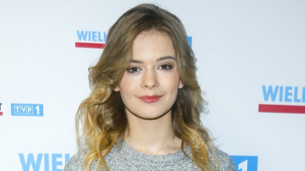 RMF Extra: Julia Wróblewska w bikini. Aktorka w bardzo odważnej pozie. Fani: "Jaka laska!"