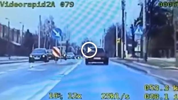 RMF Extra: "Drift" przyczepki przed radiowozem. 1200 zł mandatu i 6 punktów karnych [WIDEO]