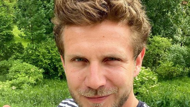 RMF Extra: Ucieszony Antek Królikowski na granicy polsko-czeskiej. Ogłasza kolejną edycję festiwalu imienia jego ojca