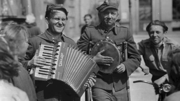 RMF Extra: Nieśmiertelny przebój polskiego kina już dziś w TVP. Warto zarwać noc