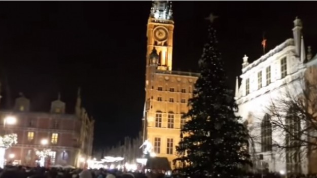 RMF Extra: "The Sound of Silence" podczas wiecu po śmierci Pawła Adamowicza w Gdańsku. [WIDEO]