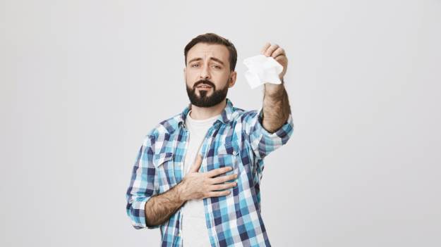 RMF Extra: Nie wyrzucaj do niebieskiego pojemnika ręczników, chusteczek i pudełek! Kiedy papier nie jest już papierem?