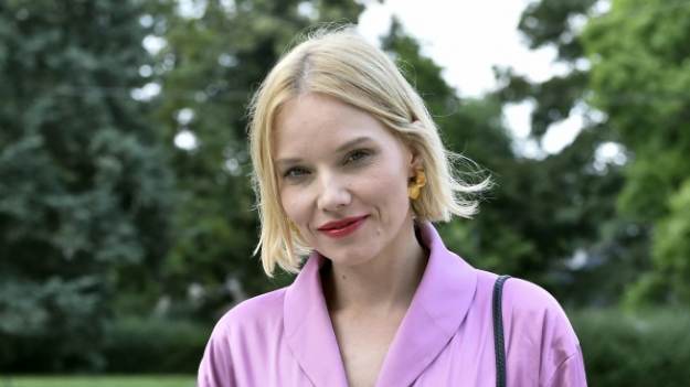 RMF Extra: Metamorfoza Romy Gąsiorowskiej. Aktorka już tak nie wygląda! "Odważnie, ale ładnie" [ZDJĘCIE]